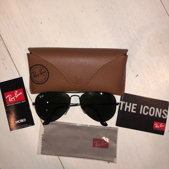 Ray-Ban Other - All black ray ban aviators, worn twice, brand new!